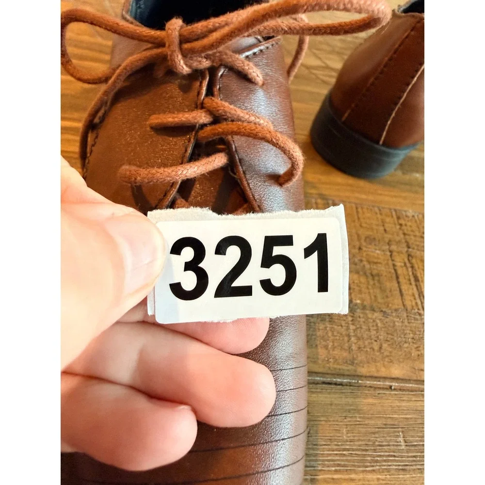 Kenneth Cole Boys Cognac Leather Straight Line Cap Toe Dress Shoes Size 12 Kids